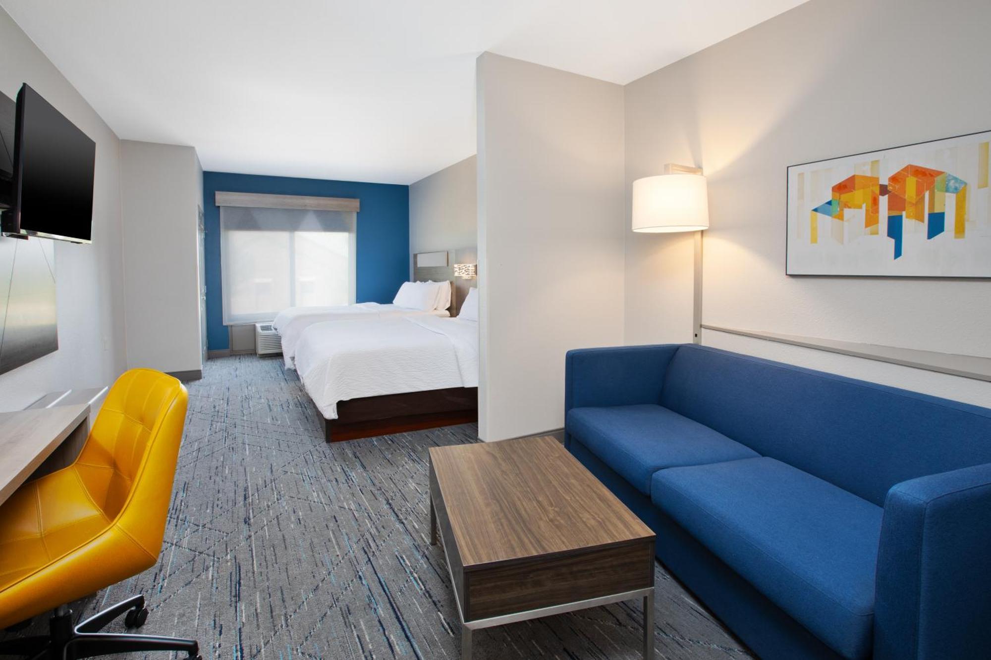 Holiday Inn Express & Suites Milwaukee Nw - Park Place By Ihg Екстер'єр фото